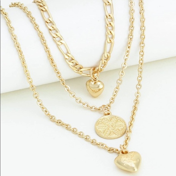 3/$30 💛 Dainty Heart Layered Necklace - Picture 2 of 4